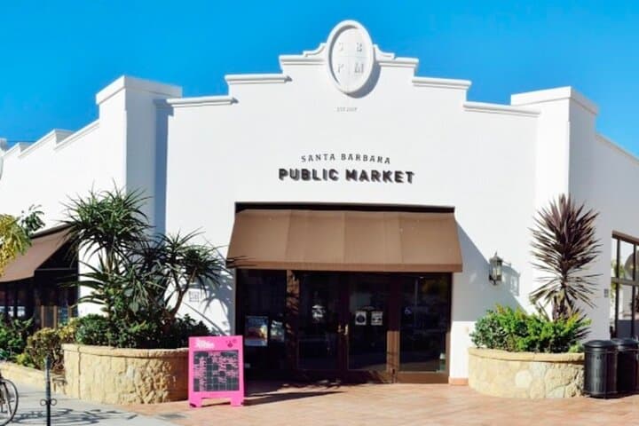 Santa Barbara Scavenger Hunt: Explore Courthouse, La Arcada & Waterfront photo 3