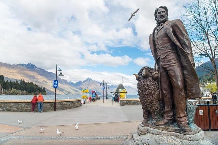 Queenstown Scavenger Hunt—Take The Leap Self‑Guided Photo Adventure photo 6