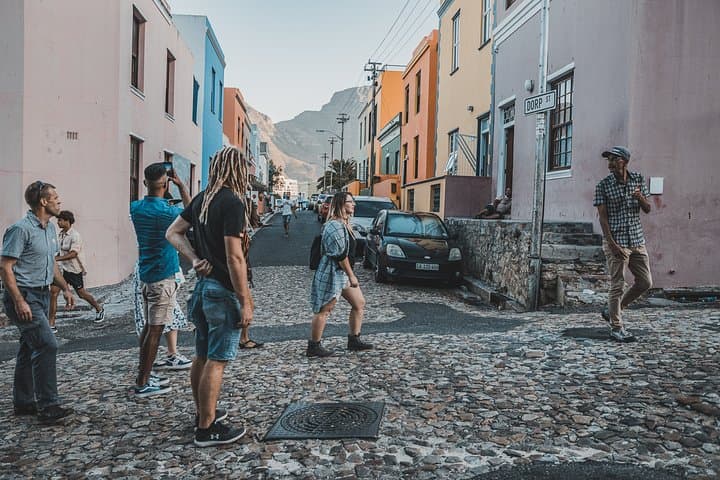 Bo-Kaap Walking Tour with a Local: Culture, Spices and Colour in Cape Town