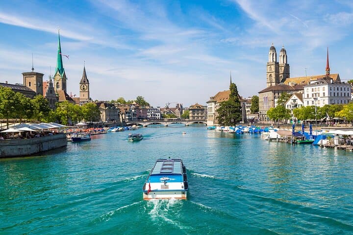 Zurich Full Discovery: Walking Tour, Lake Ferry & Felsenegg Cable Car photo 5