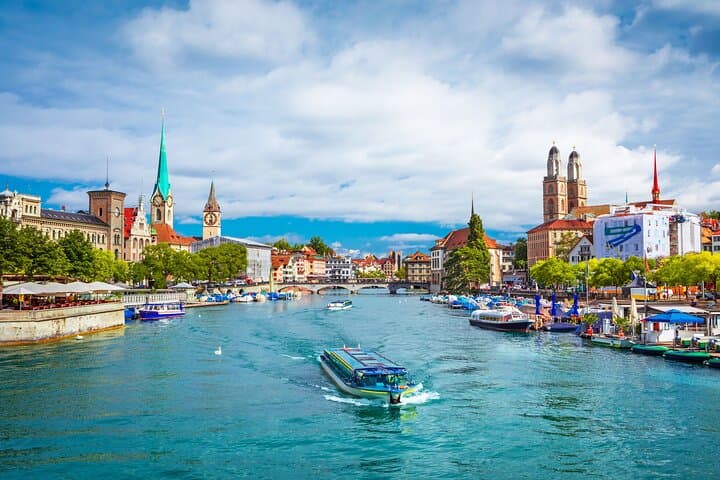 Zurich Full Discovery: Walking Tour, Lake Ferry & Felsenegg Cable Car photo 6