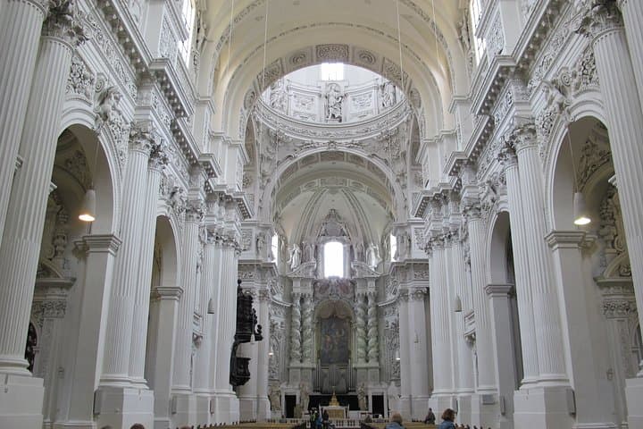 Munich Private Walking Tour: Top 5 Churches of Old Town photo 5