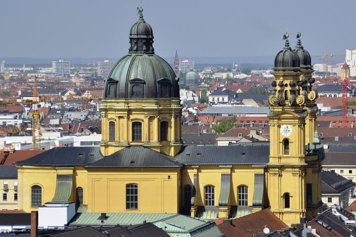 Munich Private Walking Tour: Top 5 Churches of Old Town photo 4
