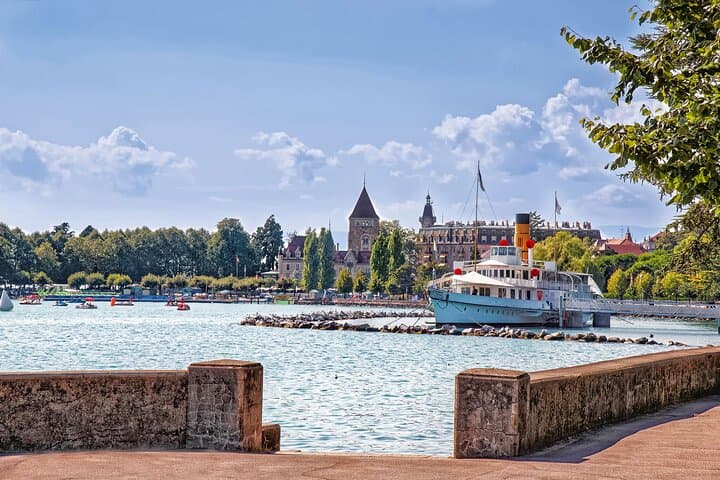 Geneva to Montreux & Lausanne Private Day Trip — Chillon Castle Visit photo 2