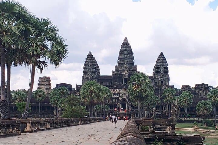 Six-Day Private Angkor Temple Immersion from Siem Reap photo 2