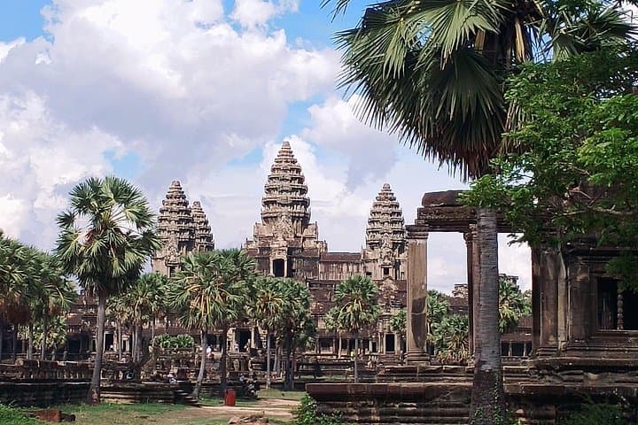 Sunrise at Angkor Wat: Private One-Day Temple Tour from Siem Reap photo 3
