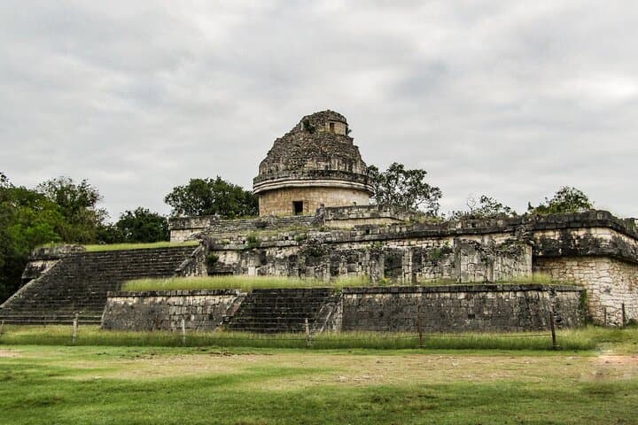 Chichen Itza Private Tour & Sacred Cenote Swim with Valladolid Lunch photo 4