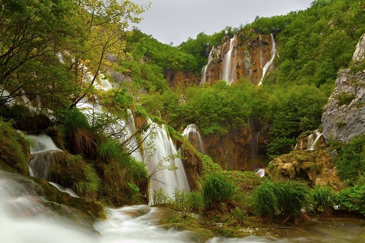 Plitvice Lakes Guided Tour: Skip-the-Line Day Trip to Croatia’s Waterfalls photo 3