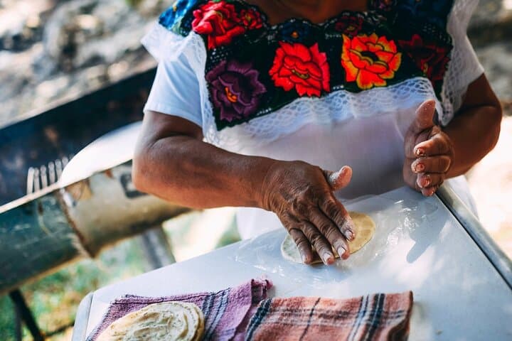 Private Yucatán Ranch: Cenote Horseback Ride & Authentic Mayan Food Experience photo 4