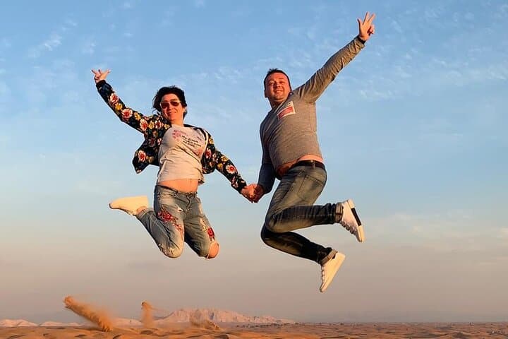 Dubai Red Dunes Desert Safari — Private Evening with Dune Bashing, BBQ & Cultural Shows