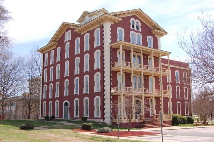 Raleigh Round the Capitol: Self-Guided Scavenger Hunt Through Downtown photo 5
