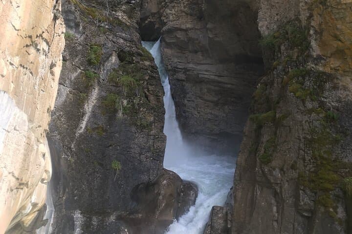 Johnston Canyon Hike: Catwalks, Waterfalls and the Ink Pots near Banff photo 4