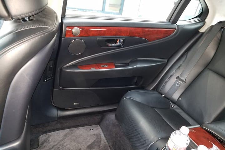 Private SFO Airport Transfer to Napa & Sonoma | Luxury Direct Chauffeur Service photo 4