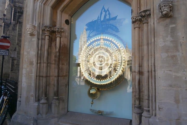 Private Walking Tour of Cambridge University and Colleges photo 4