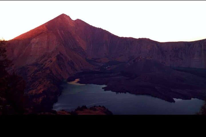 Summit Rinjani: 2-Day Guided Trek to Mount Rinjani Crater Rim & Peak photo 2