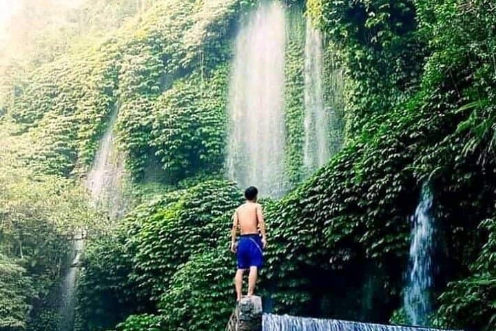 Benang Stokel & Kelambu Waterfall and Sasak Traditional Village Tour, Central Lombok photo 3