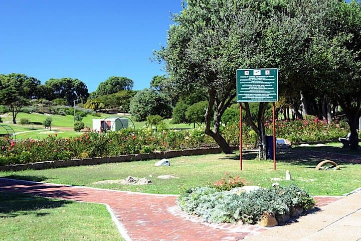 Mitchells Plain Township Development Taster: Community Walking Tour in Cape Town photo 2