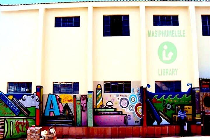 Langa Township Development Taster: Community Walk, Lunch & Zumba in Cape Town