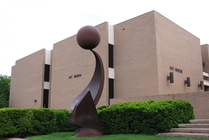 Amarillo Art & Elms Scavenger Hunt: Self-Guided Walking Adventure photo 4