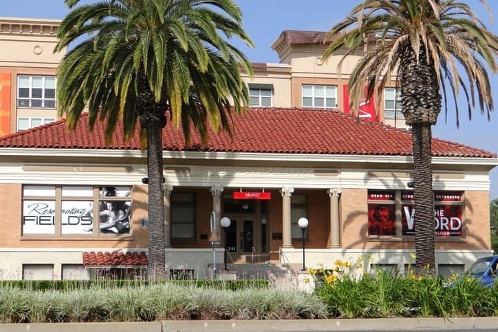 Anaheim Self-Guided Scavenger Hunt — Grapes to Glory Walking Adventure photo 2