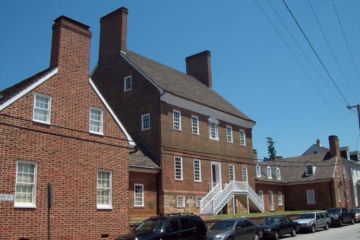 Annapolis Scavenger Hunt: Red Bricks & Blue Views — Self-Guided City Adventure photo 3