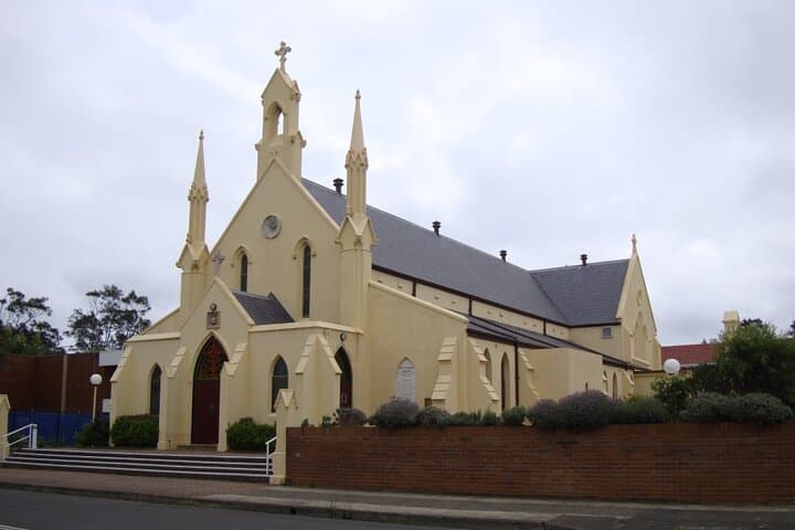 Wollongong Scavenger Hunt: Discover Downtown History & Hidden Gems photo 5