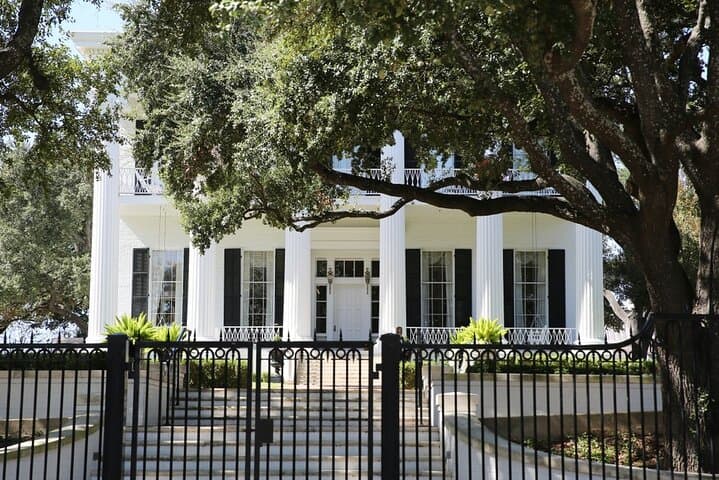 Self-Guided Austin Ghost Hunt — Explore Downtown Austin's Haunted Landmarks photo 2