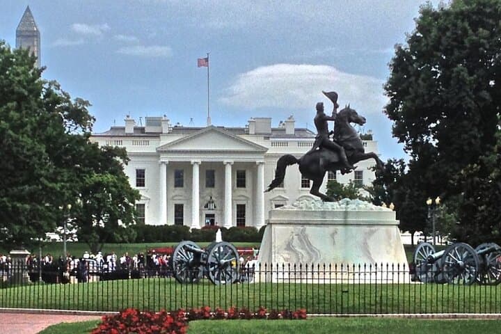 Ghost Hunt Through Washington D.C.: Self-Guided Scavenger Scavenger Hunt photo 6