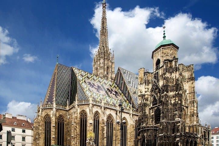Vienna Scavenger Hunt — Innere Stadt Self-Guided Adventure photo 3