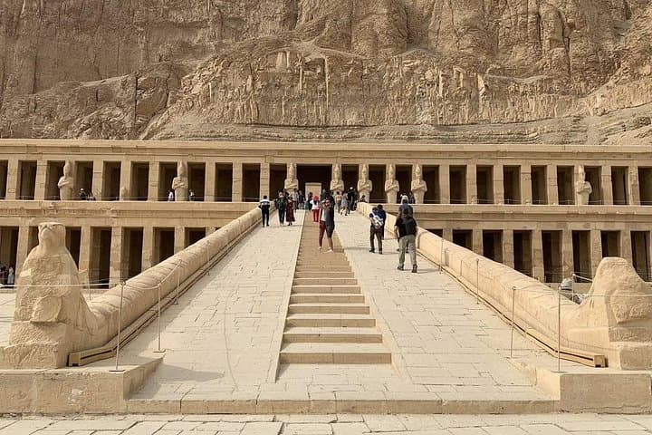 Full-Day Luxor Private Tour: East and West Bank Highlights (Valley of the Kings, Karnak) photo 5