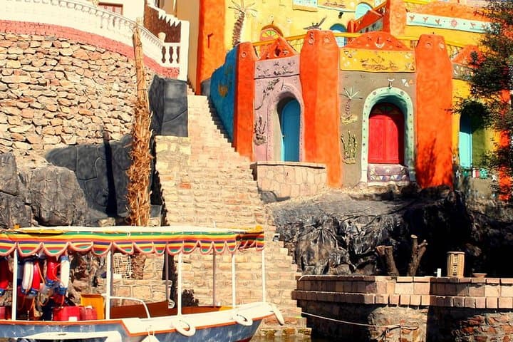Luxor to Abu Simbel Overnight Tour: Ramses II, Philae & Aswan Dams photo 6