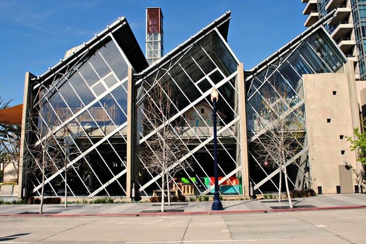 San Diego Scavenger Hunt: Downtown Splendors Self-Guided City Adventure photo 4