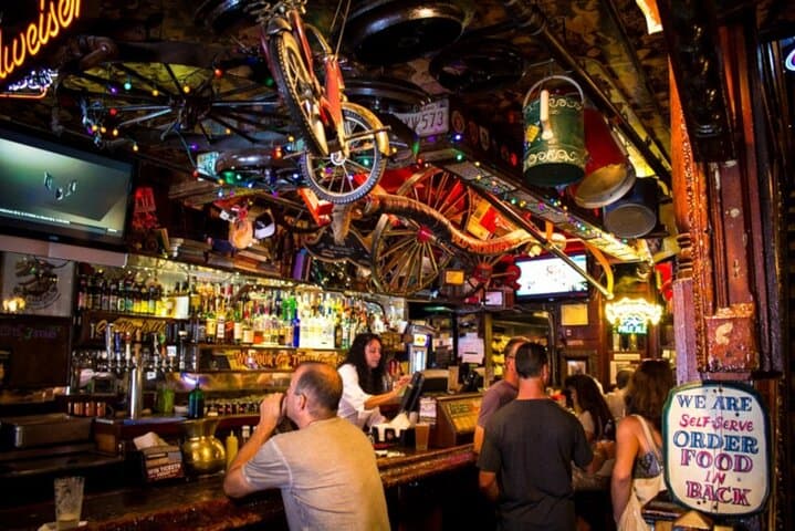 Sacramento Bar Hunt: App-Led Sprint Bar Crawl & Scavenger Night photo 3