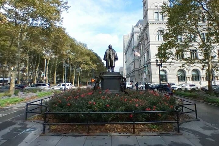 Brooklyn Heights Scavenger Hunt — When Elephants Roamed Brooklyn (Self-Guided) photo 3