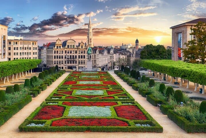 Brussels Best Scavenger Hunt: Interactive Self-Guided Walk of Grand Place & Mont des Arts photo 5