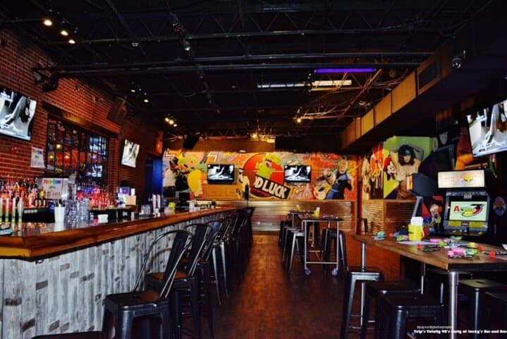 Uptown Charlotte Bar Hunt: App-Led Scavenger Pub Crawl photo 4