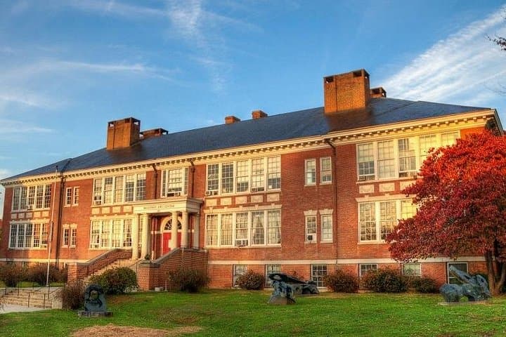 Centuries of Charlottesville Scavenger Hunt — Self-Guided Historic City Adventure photo 5