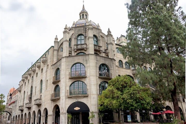 Universal Riverside Scavenger Hunt: Mission Inn Photo Adventure photo 3
