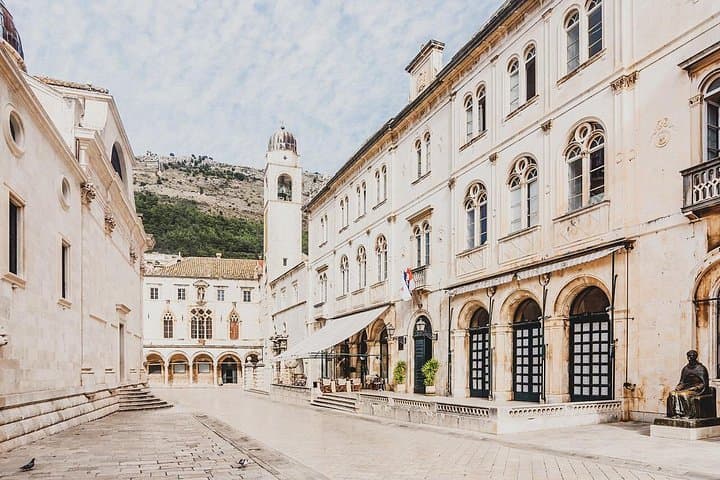 Private Dubrovnik Walking Tour — Old Town, Fort Lovrijenac & Local Beach Experience photo 5