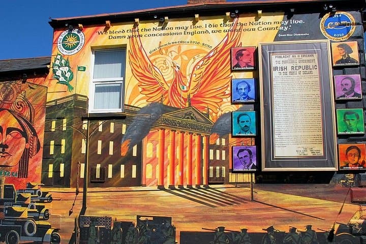 Belfast Black Taxi Tour: Troubles, Murals & Peace Walls Private Experience photo 6