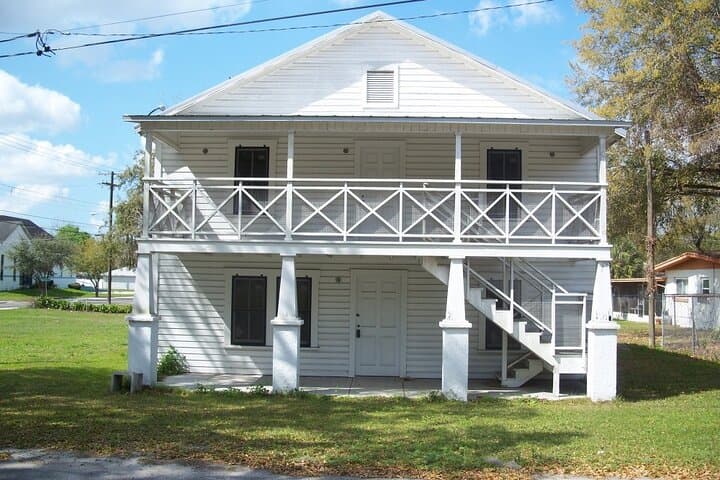 Plant City Scavenger Hunt — Explore the Strawberry Capital in 2 Hours photo 5