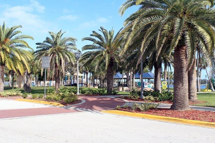 Daytona Beach Epic History Scavenger Hunt — App-Led City Adventure photo 6