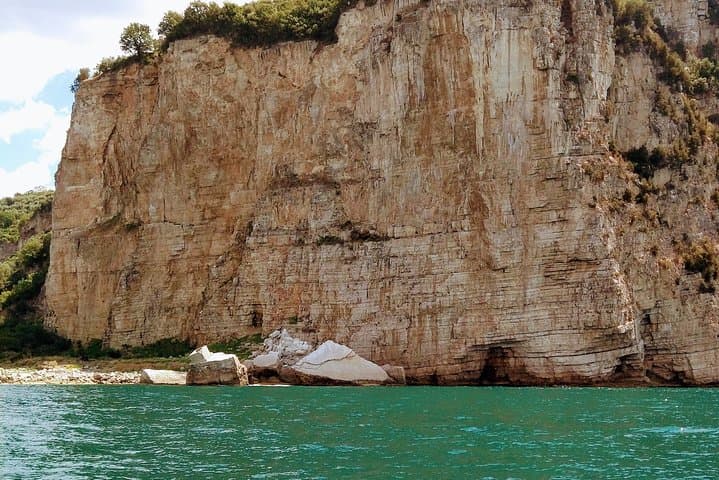 Sail the Amalfi Coast: Maiori to Positano Day Cruise with Swim and Local Lunch photo 6