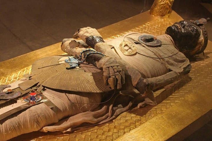 Cairo in a Day: Private Guided Bus Tour from Sharm El Sheikh to the Giza Pyramids photo 2