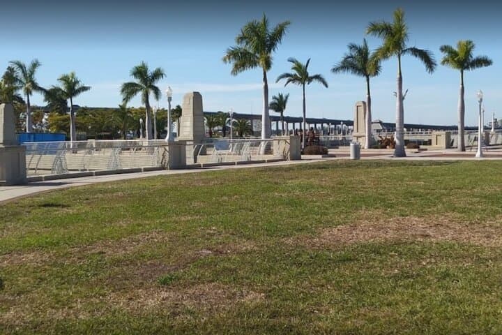 Fort Myers Self-Guided Scavenger Hunt: Explore Edison's Riverfront Legacy