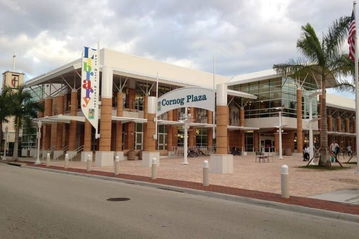 Fort Myers Self-Guided Scavenger Hunt: Explore Edison's Riverfront Legacy photo 2