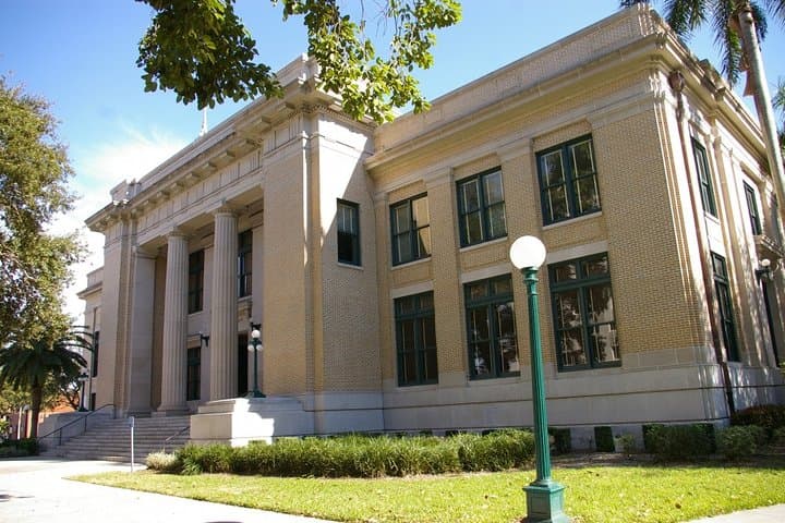 Fort Myers Self-Guided Scavenger Hunt: Explore Edison's Riverfront Legacy photo 6