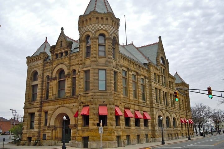 Fort Wayne Scavenger Hunt: Self-Guided Let’s Roam City Adventure photo 3