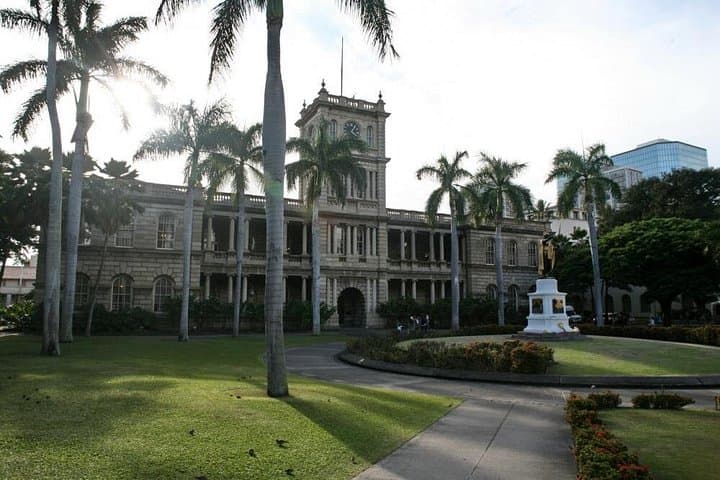 Royal Views of Honolulu: Self-Guided Scavenger Hunt Through Downtown's Historic Heart photo 4