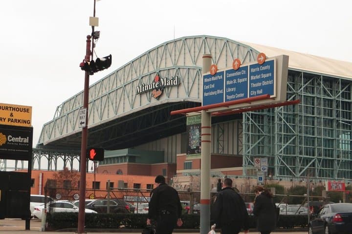 Downtown Houston Self-Guided Scavenger Hunt: Explore Minute Maid, City Hall & Discovery Green